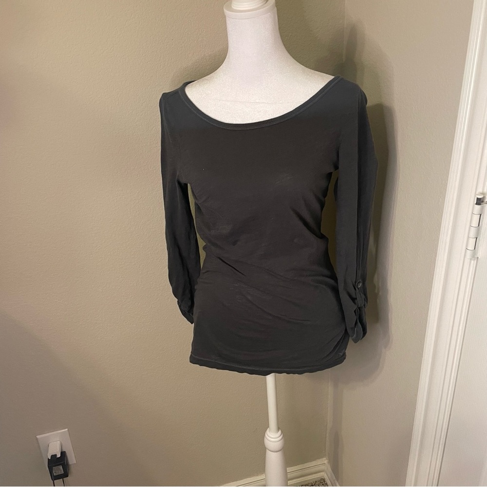 American eagle outfitters women’s gray medium long sleeve top